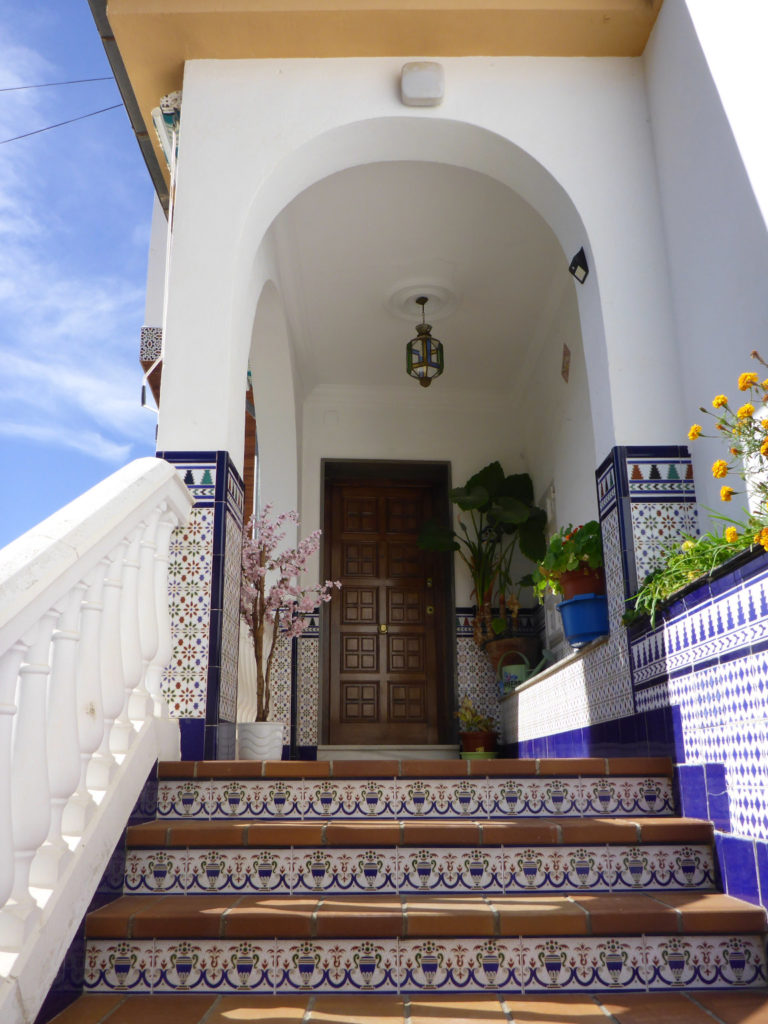 Solana de Granada - Climbing and outdoor hostel: andalusian entrance